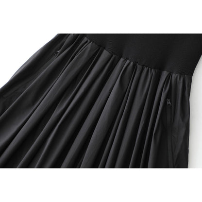 Chic Slimming Waist-Defined Little Black Dress with Elegant Round Neck and Pleated A-Line Maxi